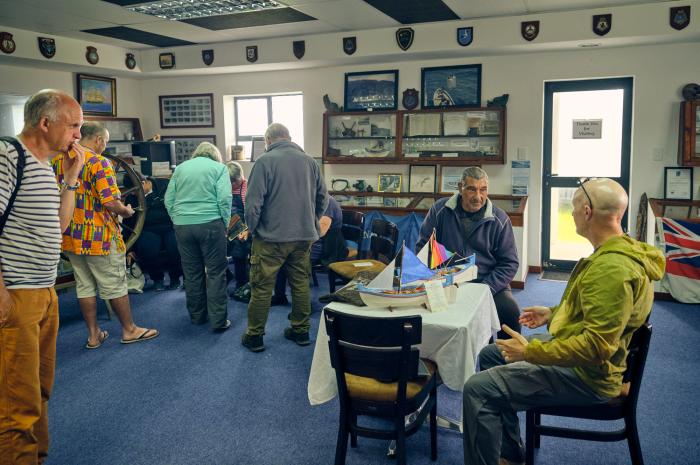 Visitors at the craft and archive day (Photo: Julia Gunther)