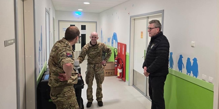 Philip Kendall personally thanking the MoD medics. Photo: Ministry of Defence
